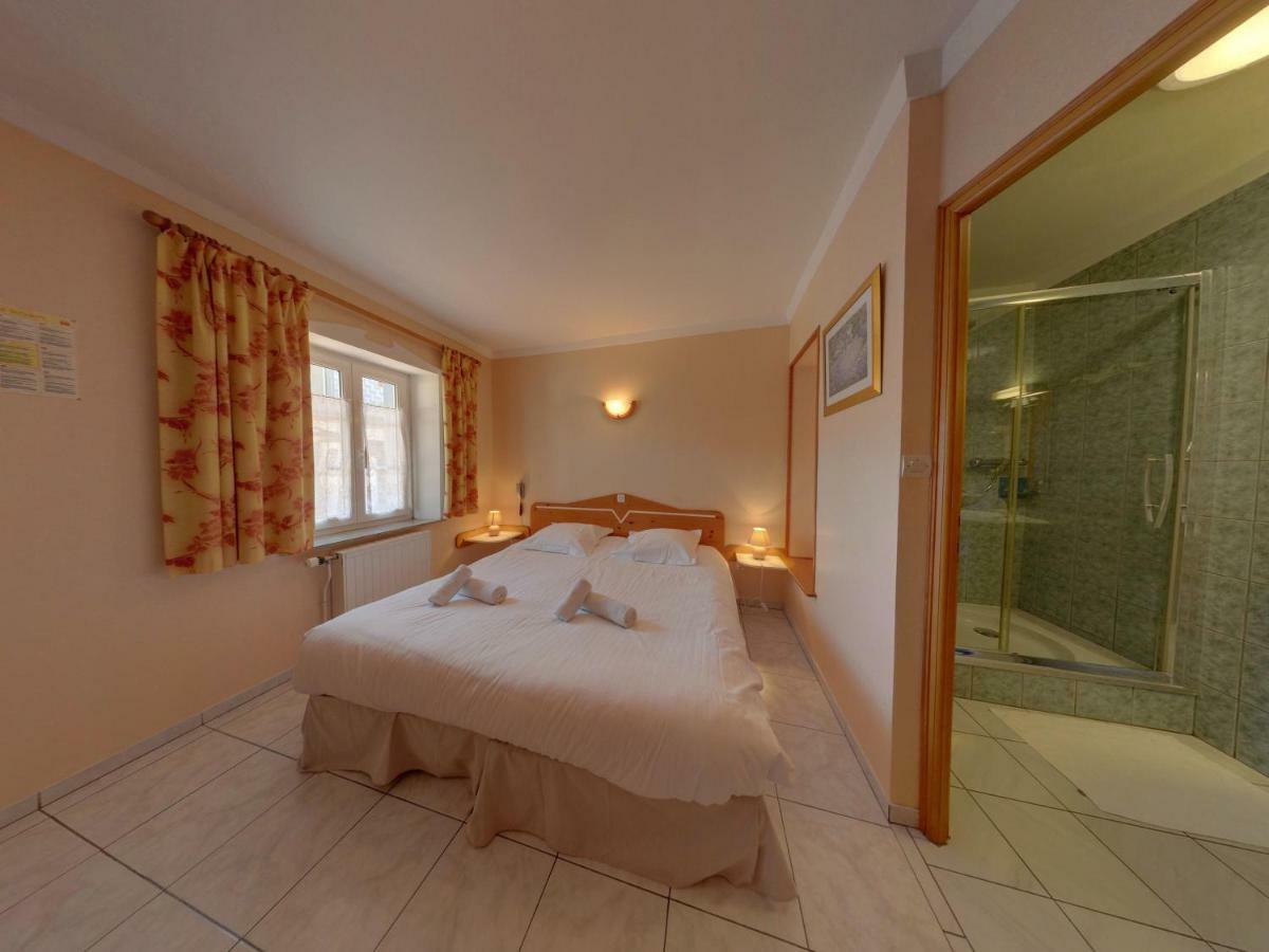 Logis - Hotel & Restaurant "L'Envie Des Mets" 朗杜弗里埃尔 外观 照片